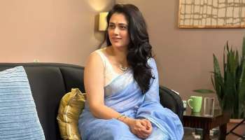 Girija Oak: ఇంటర్నెట్‌ను షేక్ చేస్తున్న గిరిజ ఓక్..నీలిరంగు చీరలో ఏముంది మావ..కెవ్వుకేక!