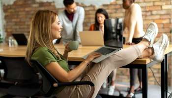 Low stress jobs: పని తక్కువ.. జీతం ఎక్కువ.. బాస్ బంగారం.. నేటి యువత కోసం టాప్ 5 ఉద్యోగాలివే.. !! 