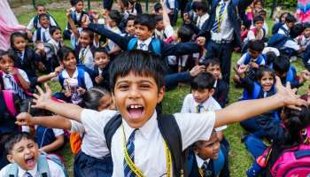 School Holiday: విద్యార్థులు ఎగిరి గంతేసే వార్త..మరో 4 రోజులు స్కూళ్లకు సెలవులు..ఎప్పుడంటే?
