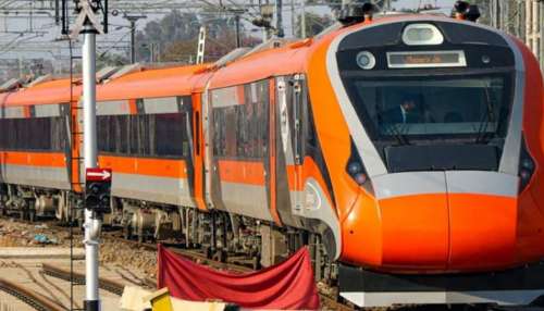 Vande Bharat: రైలు ప్రయాణీకులకు కీలక సమాచారం.. వందే భారత్‌ ఎక్స్‌ప్రెస్‌ టైమింగ్స్‌ మార్పు..!