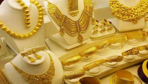 Gold Rate Today: బంగారం కొనడం కష్టమే.. నేడు భారీగా పెరిగిన పసిడి.. తులం 84వేలకు చేరువలో 