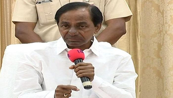 తెలుగు భాష తప్పనిసరి: సీఎం కేసీఆర్