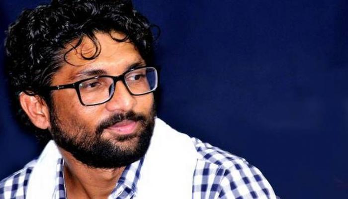 మోదీపై అనుచిత వ్యాఖ్యలు.. జిగ్నేష్ మేవానిపై కేసు నమోదు