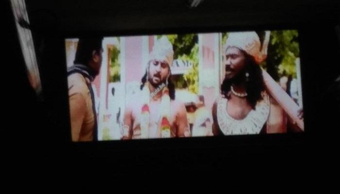ఆర్టీసీ బస్సులో నాని సినిమా.. కేటీఆర్ ఫైర్ ఆర్టీసీ బస్సులో నాని సినిమా.. కేటీఆర్ ఫైర్