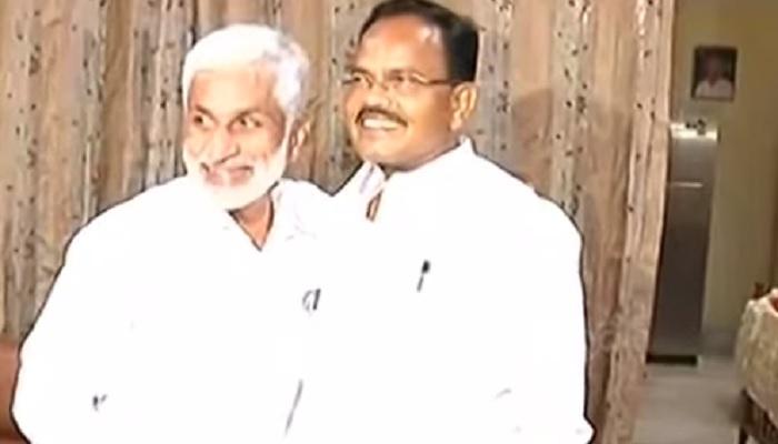 జగన్ని కలుస్తా.. చంద్రబాబుని ఓడించేందుకు కృషి చేస్తా : మోత్కుపల్లి నర్సింహులు జగన్ని కలుస్తా.. చంద్రబాబుని ఓడించేందుకు కృషి చేస్తా : మోత్కుపల్లి నర్సింహులు