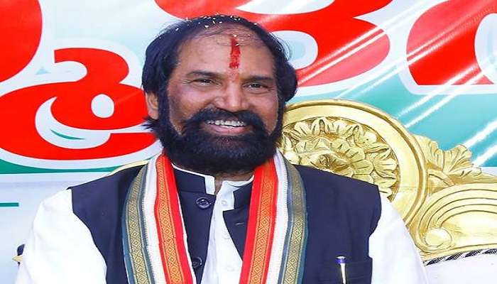 తెలంగాణ ప్రజలకు శుభవార్త.. ఇంకొన్ని రోజులే టీఆర్ఎస్ ప్రభుత్వం: ఉత్తమ్ తెలంగాణ ప్రజలకు శుభవార్త.. ఇంకొన్ని రోజులే టీఆర్ఎస్ ప్రభుత్వం: ఉత్తమ్