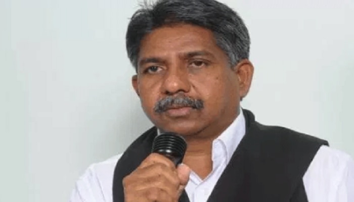 దళితులపై కేసీఆర్ది మొసలి కన్నీరే..! దళితులపై కేసీఆర్ది మొసలి కన్నీరే..!