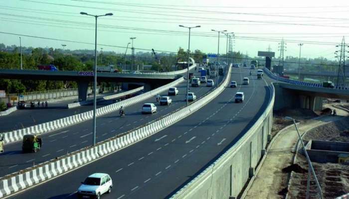 వాహనాలను గుర్తుపట్టేందుకు కలర్ కోడ్ స్టిక్కర్లు వాహనాలను గుర్తుపట్టేందుకు కలర్ కోడ్ స్టిక్కర్లు