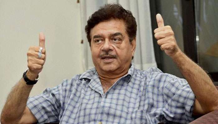 వాజ్పేయి, నవాజ్ షరీఫ్ని కౌగలించుకున్నప్పుడు నోరు మెదపలేదేం? బీజేపీ నేత ప్రశ్న వాజ్పేయి, నవాజ్ షరీఫ్ని కౌగలించుకున్నప్పుడు నోరు మెదపలేదేం? బీజేపీ నేత ప్రశ్న