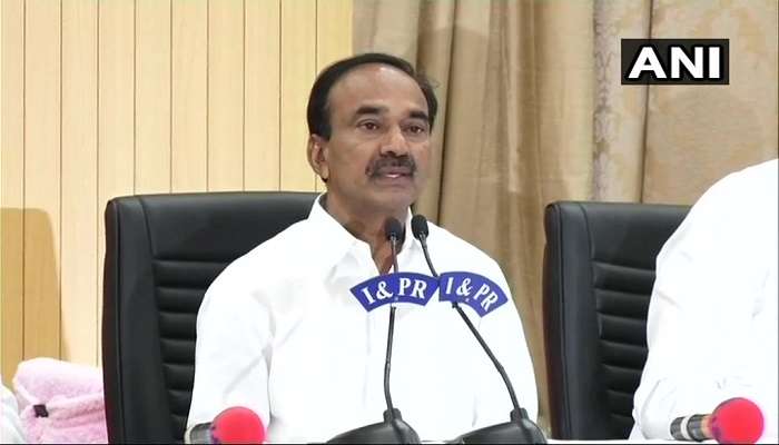 తెలంగాణ కేబినెట్: జీతాలు, వయోపరిమితి పెంచుతూ కీలక నిర్ణయాలు తెలంగాణ కేబినెట్: జీతాలు, వయోపరిమితి పెంచుతూ కీలక నిర్ణయాలు