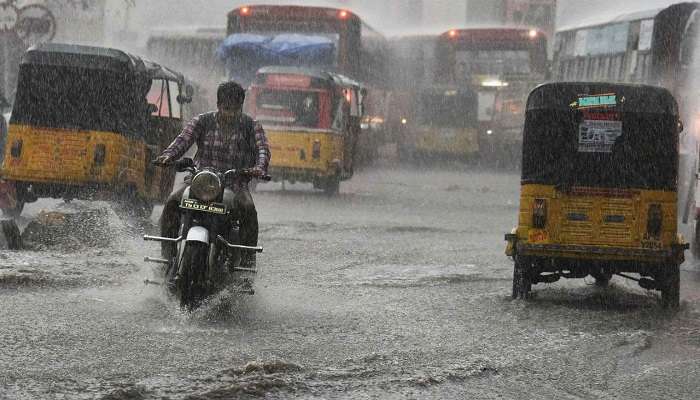 హైదరాబాద్‌లో కుండపోత వర్షం