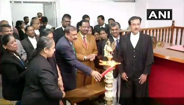 ఎమ్మెల్యేలు, ఎంపీలపై పెండింగ్ కేసుల విచారణకు స్పెషల్ కోర్టు ఏర్పాటు ఎమ్మెల్యేలు, ఎంపీలపై పెండింగ్ కేసుల విచారణకు స్పెషల్ కోర్టు ఏర్పాటు
