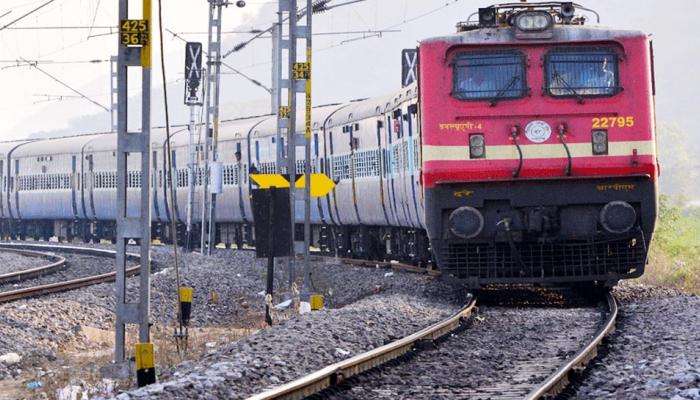 కుంభమేళా కోసం 800 అదనపు ప్రత్యేక రైళ్లు : ఇండియన్ రైల్వే ప్రతిపాదన కుంభమేళా కోసం 800 అదనపు ప్రత్యేక రైళ్లు : ఇండియన్ రైల్వే ప్రతిపాదన
