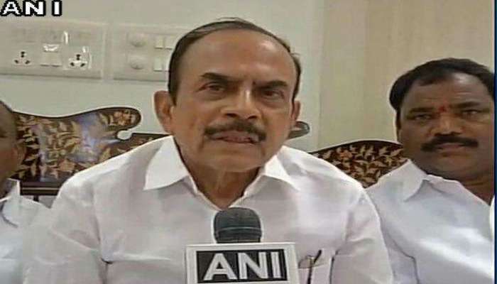 బాధ్యతలు స్వీకరించిన తెలంగాణ హోంమంత్రి బాధ్యతలు స్వీకరించిన తెలంగాణ హోంమంత్రి