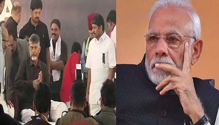 ధర్మ పోరాట దీక్ష: ఢిల్లీ వేదికగా కేంద్రానికి చంద్రబాబు వార్నింగ్ ధర్మ పోరాట దీక్ష: ఢిల్లీ వేదికగా కేంద్రానికి చంద్రబాబు వార్నింగ్