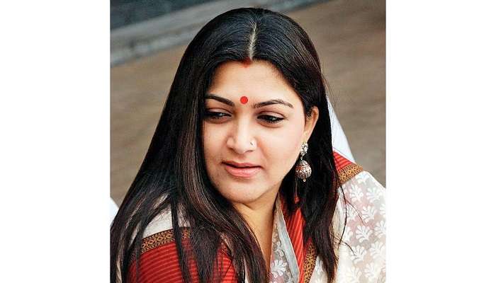 అసభ్యంగా ప్రవర్తించిన యువకుడి చెంప చెళ్లుమనిపించిన ఖుష్బూ అసభ్యంగా ప్రవర్తించిన యువకుడి చెంప చెళ్లుమనిపించిన ఖుష్బూ