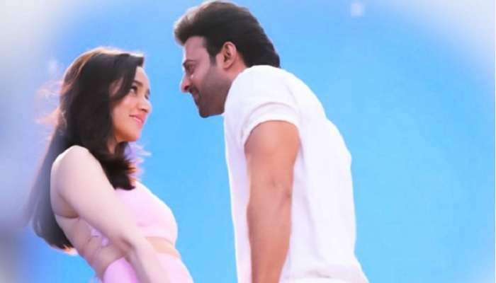 రొమాంటిక్ యాంగిల్ లో సాహో ; శ్రద్ధా కపూర్ తో కలిసి దుమ్మరేపిన ప్రభాస్ రొమాంటిక్ యాంగిల్ లో సాహో ; శ్రద్ధా కపూర్ తో కలిసి దుమ్మరేపిన ప్రభాస్