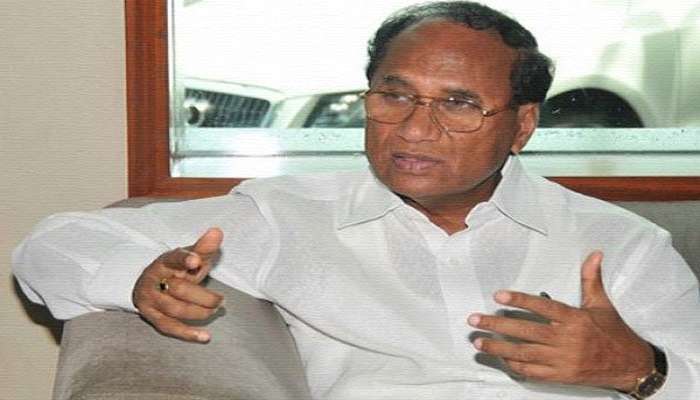 టీడీపీ వైసీపీ పోటా పోటీ ఫిర్యాదులు; దాడి ఘటనపై గవర్నర్ కు కోడెల కంప్లైంట్ టీడీపీ వైసీపీ పోటా పోటీ ఫిర్యాదులు; దాడి ఘటనపై గవర్నర్ కు కోడెల కంప్లైంట్