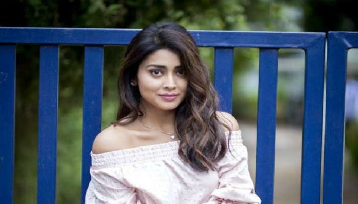 షాకింగ్ న్యూస్: అందాల తార శ్రియ తన నాట్యంతో మనిషి రూపాన్ని మార్చేసింది !! షాకింగ్ న్యూస్: అందాల తార శ్రియ తన నాట్యంతో మనిషి రూపాన్ని మార్చేసింది !!