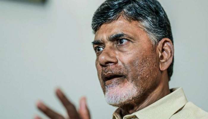 రాజధానిని మార్చే కుట్రతోనే కృత్రిమ వరద సృష్టి - చంద్రబాబు రాజధానిని మార్చే కుట్రతోనే కృత్రిమ వరద సృష్టి - చంద్రబాబు
