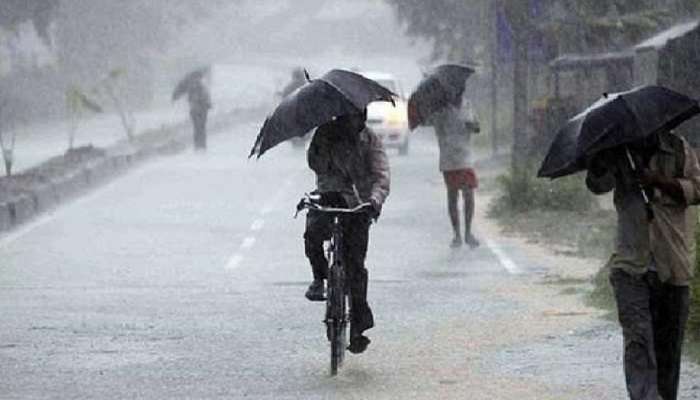 తెలంగాణలో ఓ మోస్తరు, కోస్తాంధ్రకు భారీ వర్షసూచన తెలంగాణలో ఓ మోస్తరు, కోస్తాంధ్రకు భారీ వర్షసూచన