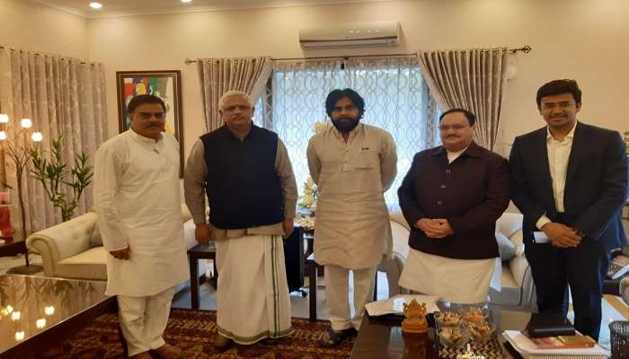 Pawan Kalyan meets working president of BJP JP Nadda: జేపీ నడ్డాతో పవన్ కల్యాణ్ భేటీ.. ఇక తేల్చుకునేందుకు కాకినాడకు! Pawan Kalyan meets working president of BJP JP Nadda: జేపీ నడ్డాతో పవన్ కల్యాణ్ భేటీ.. ఇక తేల్చుకునేందుకు కాకినాడకు!