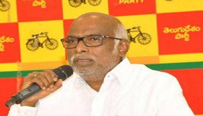 మండలికి రాజధాని బిల్లు.. ఎమ్మెల్సీ పదవికి డొక్కా రాజీనామా మండలికి రాజధాని బిల్లు.. ఎమ్మెల్సీ పదవికి డొక్కా రాజీనామా