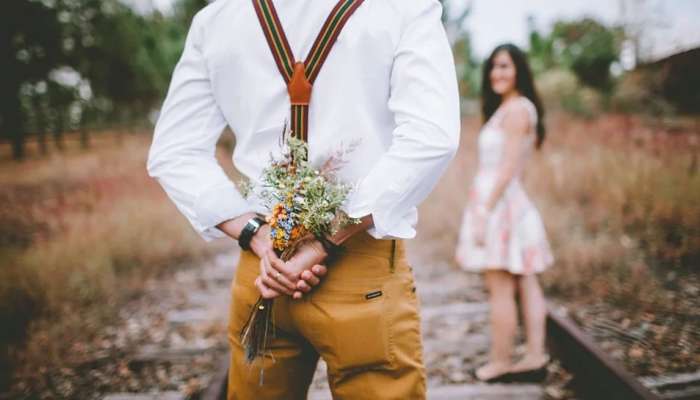 Propose Day: ఎలా చెప్పనమ్మా ఎదలోని ప్రేమను!.. హ్యాపీ ప్రపోజ్ డే Propose Day: ఎలా చెప్పనమ్మా ఎదలోని ప్రేమను!.. హ్యాపీ ప్రపోజ్ డే