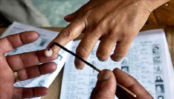 కేజ్రీవాల్ పై స్మృతి ఇరానీ కౌంటర్ కేజ్రీవాల్ పై స్మృతి ఇరానీ కౌంటర్