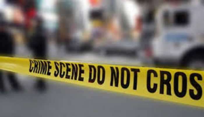 ఒకే ఇంట్లో ఐదు శవాలు ఒకే ఇంట్లో ఐదు శవాలు