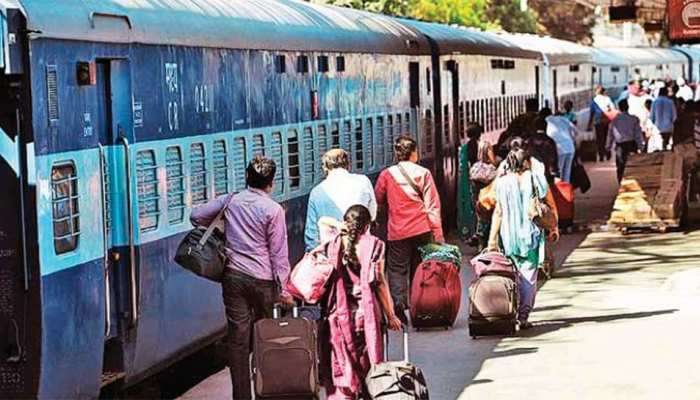 Trains cancelled In 2019: 3,000 పైగా రైళ్లు రద్దు: రైల్వే