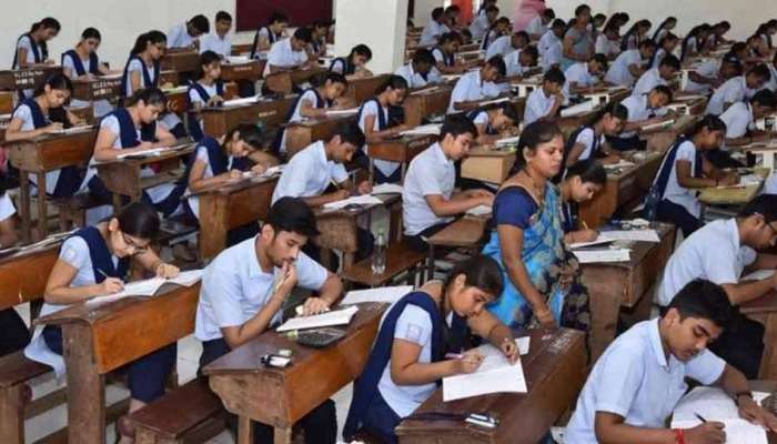 AP SSC Exams: ఏపీలో టెన్త్ పరీక్షలు వాయిదా AP SSC Exams: ఏపీలో టెన్త్ పరీక్షలు వాయిదా