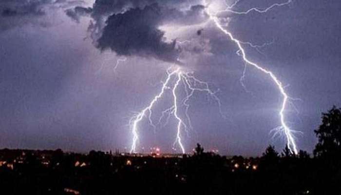 Bihar Thunderstorms: బీహార్‌ను వణికిస్తున్న పిడుగులు... ఒక్కరోజే 83 మంది మృతి 