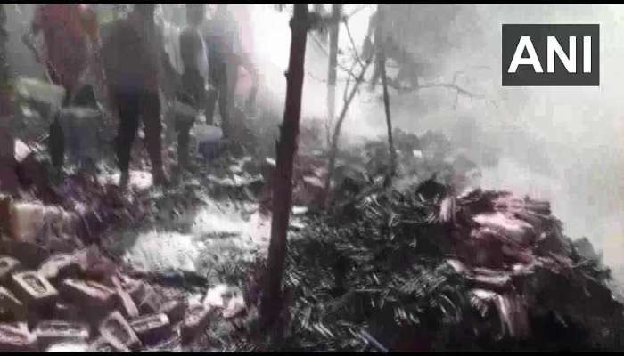 ఫ్యాక్టరీలో పేలుడు.. ఏడుగురు కార్మికుల దుర్మరణం ఫ్యాక్టరీలో పేలుడు.. ఏడుగురు కార్మికుల దుర్మరణం