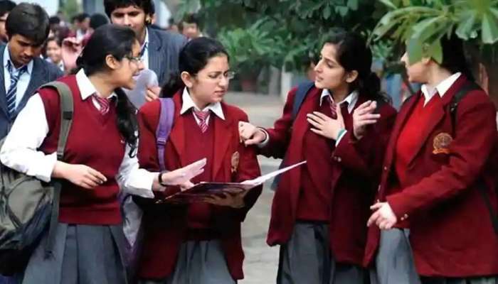 School Fees: ఫీజులు అడగొద్దు.. రాజస్థాన్ ప్రభుత్వం ఆదేశాలు School Fees: ఫీజులు అడగొద్దు.. రాజస్థాన్ ప్రభుత్వం ఆదేశాలు