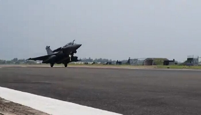 #Watch Rafale fighter jetsకి అంబాలాలో ఘన స్వాగతం