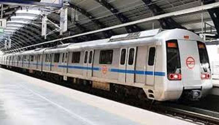 Delhi Metro: ఆగస్టు నుంచి జీతభత్యాల్లో 50 శాతం కోత