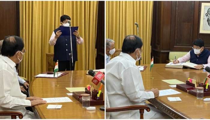 AP: రాజ్యసభ సభ్యుడిగా ప్రమాణం చేసిన పరిమళ్ నత్వానీ AP: రాజ్యసభ సభ్యుడిగా ప్రమాణం చేసిన పరిమళ్ నత్వానీ