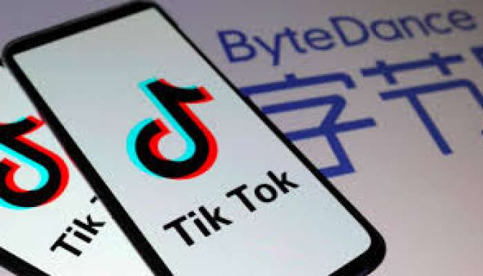 TikTok: అమెరికాలో టిక్ టాక్ , వి చాట్ లపై నిషేధం, ఆదివారం నుంచి అమలు TikTok: అమెరికాలో టిక్ టాక్ , వి చాట్ లపై నిషేధం, ఆదివారం నుంచి అమలు