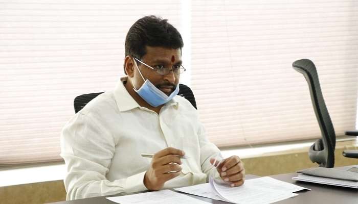 Vellampalli Srinivas: ఏపీ దేవాదాయశాఖ మంత్రికి కరోనా! Vellampalli Srinivas: ఏపీ దేవాదాయశాఖ మంత్రికి కరోనా!