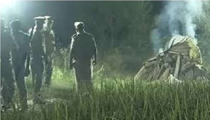 Hathras incident: ఎస్పీ సహా ఐదుగురు పోలీసులపై వేటు Hathras incident: ఎస్పీ సహా ఐదుగురు పోలీసులపై వేటు