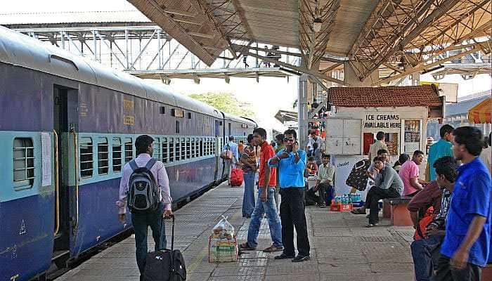 Indian Railways: తెలుగు రాష్ట్రాల మధ్య పెరగనున్న రైళ్ల వేగం