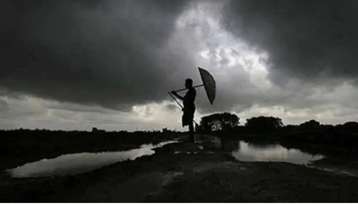 Weather updates: 29న బంగాళాఖాతంలో మరో అల్పపీడనం Weather updates: 29న బంగాళాఖాతంలో మరో అల్పపీడనం