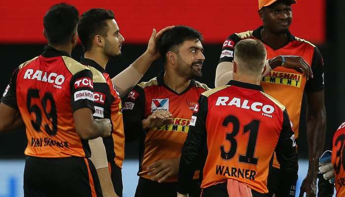 SRH vs DC Match IPL 2020: ఢిల్లీని చిత్తు చేసిన సన్రైజర్స్.. ప్లే ఆఫ్ ఆశలు సజీవం SRH vs DC Match IPL 2020: ఢిల్లీని చిత్తు చేసిన సన్రైజర్స్.. ప్లే ఆఫ్ ఆశలు సజీవం