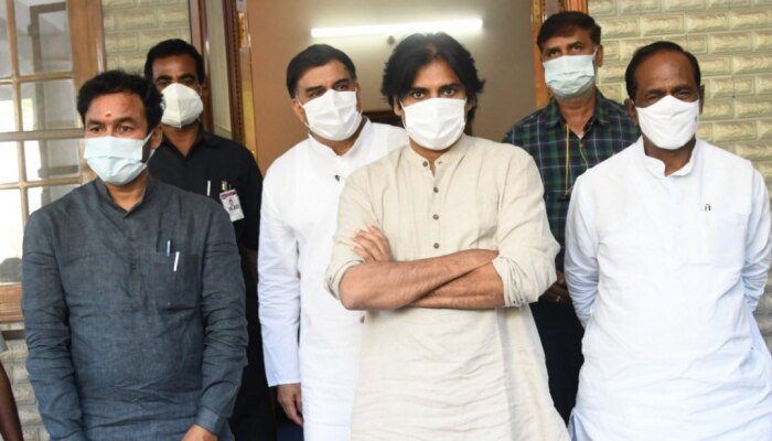 GHMC Elections 2020: గ్రేటర్ ఎన్నికలకు జనసేన దూరం.. బీజేపీకి మద్దతు... GHMC Elections 2020: గ్రేటర్ ఎన్నికలకు జనసేన దూరం.. బీజేపీకి మద్దతు...