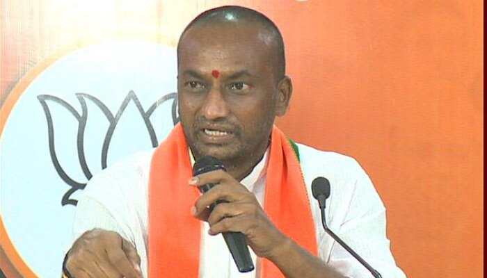 GHMC Elections 2020: హిందూ-ముస్లిం మద్య పోటీగా చిత్రీకరించవద్దు GHMC Elections 2020: హిందూ-ముస్లిం మద్య పోటీగా చిత్రీకరించవద్దు