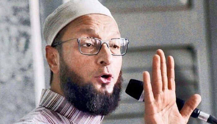 Asaduddin Owaisi: అసదుద్దీన్ ఓవైసీని నిలదీసిన మహిళలు Asaduddin Owaisi: అసదుద్దీన్ ఓవైసీని నిలదీసిన మహిళలు