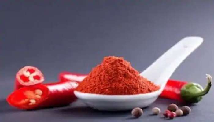 Red Chilli Powder: కారం పొడి ఎక్కువగా తింటున్నారా.. అయితే ఈ విషయాలు తెలుసుకోండి