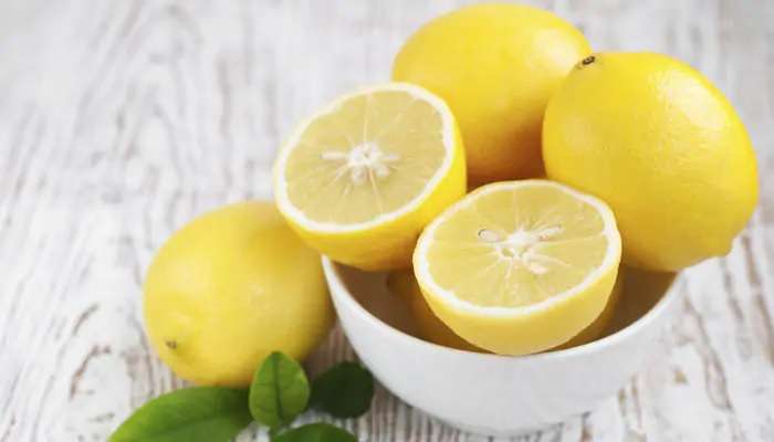 Lemon Water: నిమ్మరసం అధికంగా తాగుతున్నారా, ఈ Side Effects తెలుసుకోండి