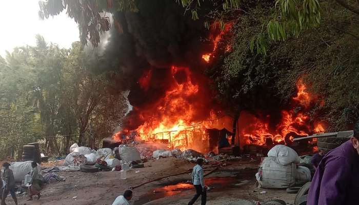 Fire Accident: హైదరాబాద్‌లో భారీ అగ్నిప్రమాదం, పక్కనే పెట్రోల్ బంక్, మంటలార్పుతున్న 10 ఫైరింజన్లు